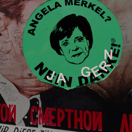 Macht op vrijdag: Angela Merkel treedt een beetje wel, en een beetje niet terug